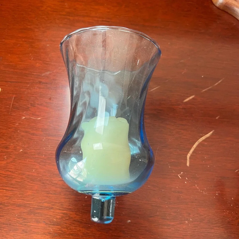 Vtg Wooden heart Wall Sconce Blue Glass Hurricane Shade Farmhouse Candle Holder